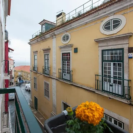 Of The Panteao, 2nd Floor * Lisbon